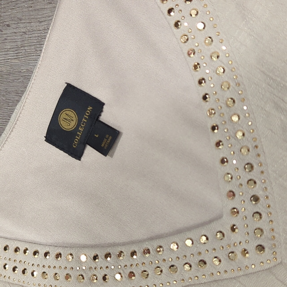 JM Collection Cold Shoulder Top - Picture 5 of 11